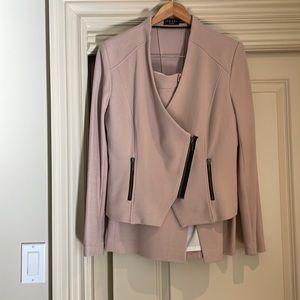 Iris setlakwe suit. Size 14